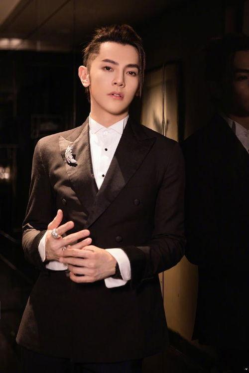 台湾娱乐圈爆料汪东城,揭秘台娱圈不为人知的幕后故事  第1张